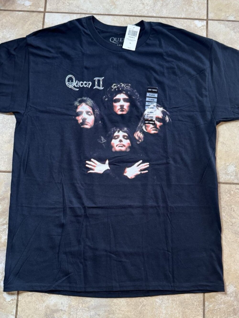 Queen II Tracklist T-Shirt 2-Sided X-LARGE New With Tags - Picture 1 of 8